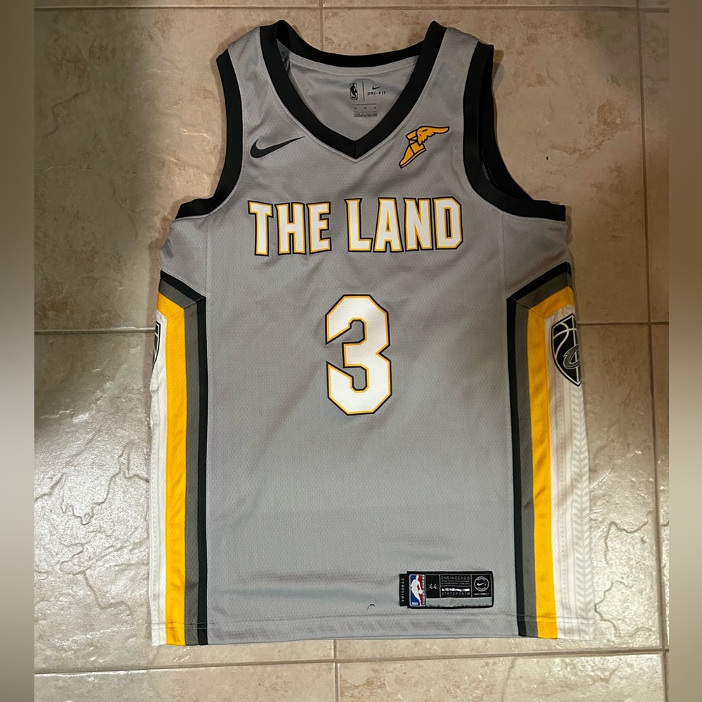 Basketball Jersey - Picture 2 of 8